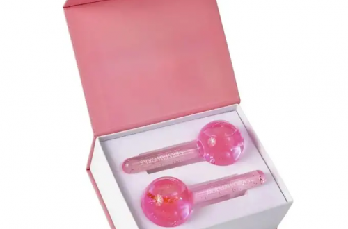 Roller o twarzy z efektem chłodzenia