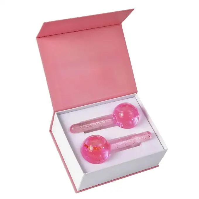 Roller o twarzy z efektem chłodzenia